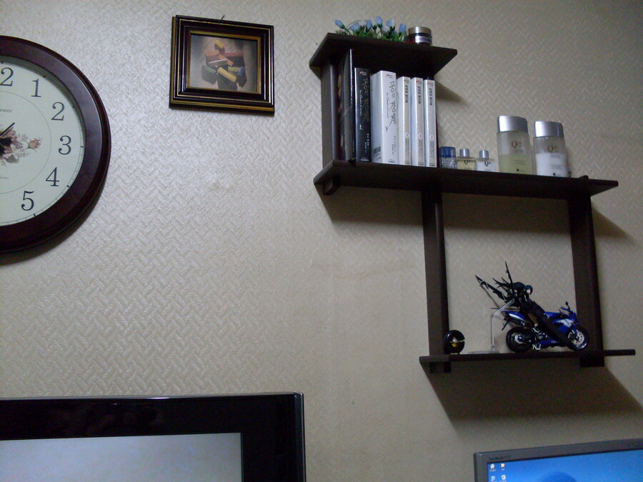 철들지 못한채 시간이 멈춰버린 50세 방사진_19.jpg