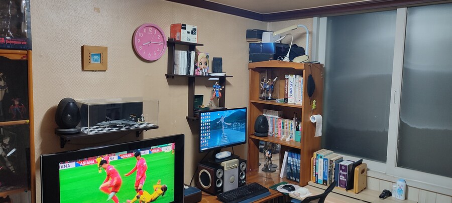 철들지 못한채 시간이 멈춰버린 50세 방사진_33.jpg