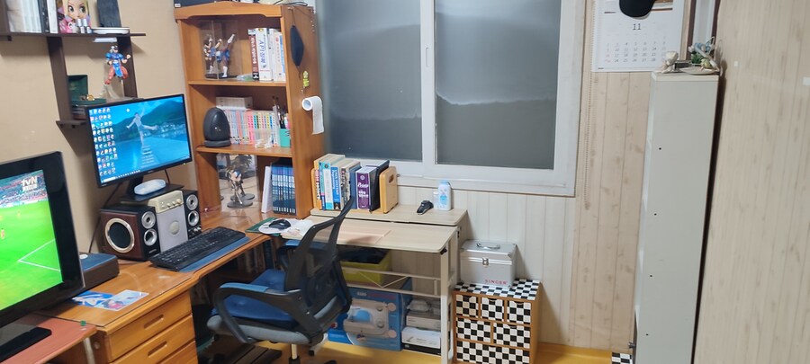 철들지 못한채 시간이 멈춰버린 50세 방사진_34.jpg