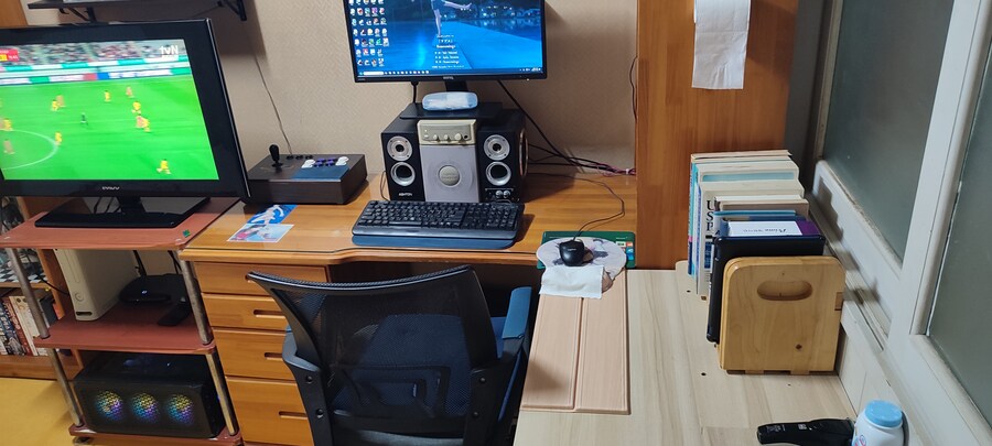 철들지 못한채 시간이 멈춰버린 50세 방사진_38.jpg