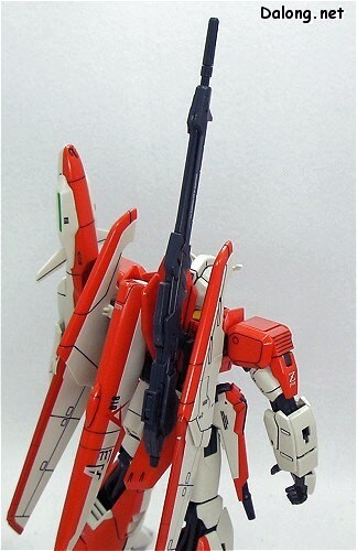 HGUC 제타플러스의 수상한 기믹 하나._5.jpg