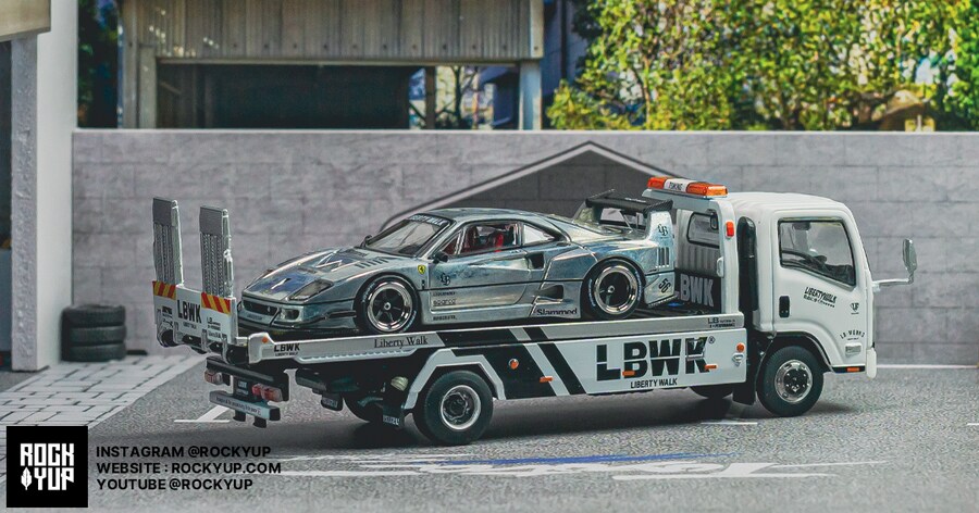 1/64 리버티워크 페라리F40 홍콩 토이카 살롱2023 체이서 버전_9.png