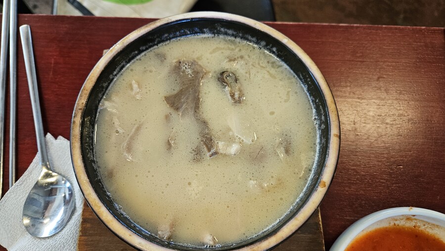 [부산]조개구이와 낙지를 같이 먹을수 있었던 삼바리 광안점 + 엄용백 돼지국밥_11.jpg