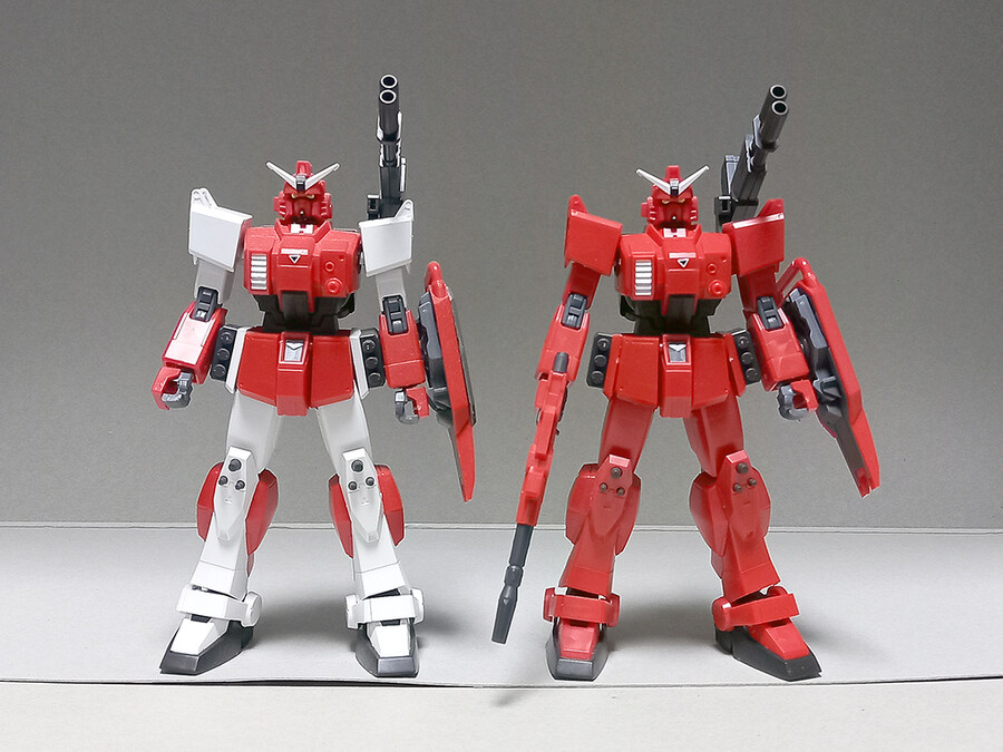 올해 초에 만들었던 붉은 건담.jpg_1.jpg