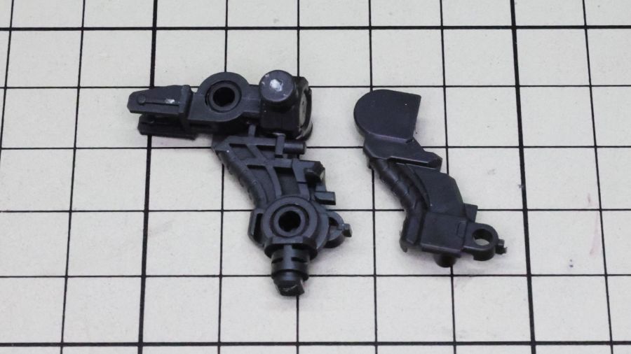 MG 건담 발바토스 루프스 조립 과정 사진 (스크롤 주의)_24.jpg