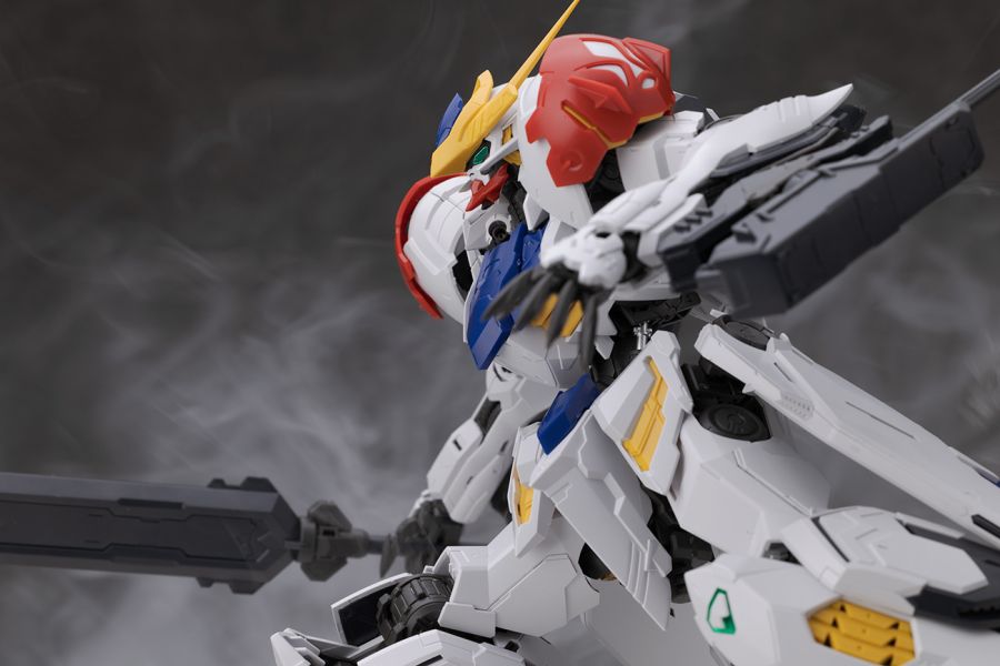 MG 건담 발바토스 루프스 해외 리뷰_106.jpg