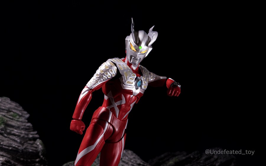 [SHF] 울트라맨 제로 와일드 버스트_18.jpg