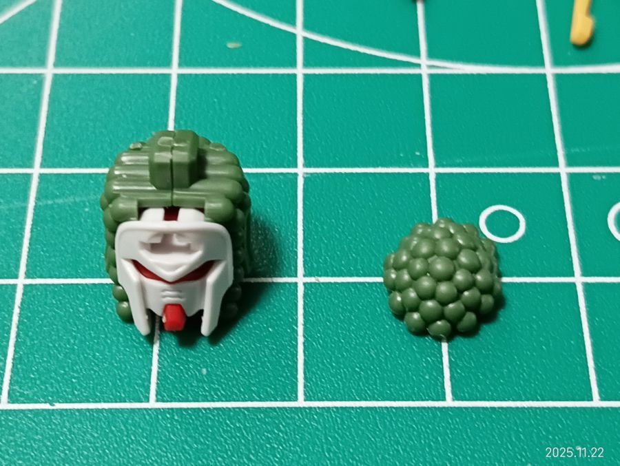 HGFC 1/144 만다라 건담 조립 진행 리뷰_48.jpg