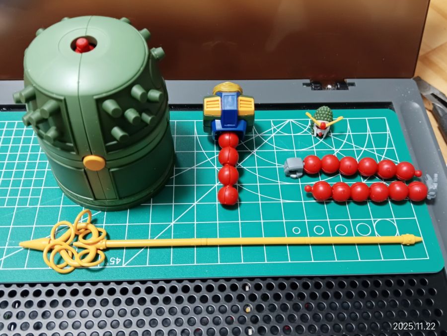 HGFC 1/144 만다라 건담 조립 진행 리뷰_56.jpg