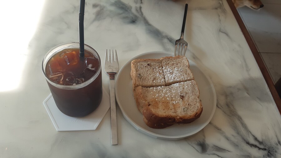 오늘의 점심&디카페인 커피,카야토스트_2.jpg