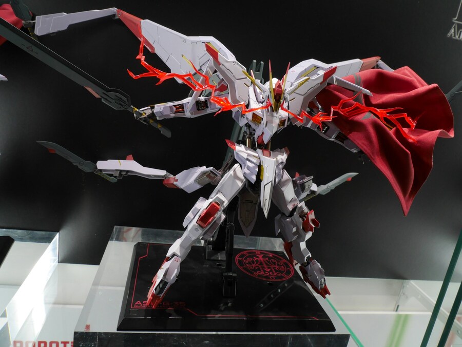 [반다이] 타마시네이션 스토어 도쿄. 건담 철혈의 오펀스 피규어 전시 이미지_8.jpg