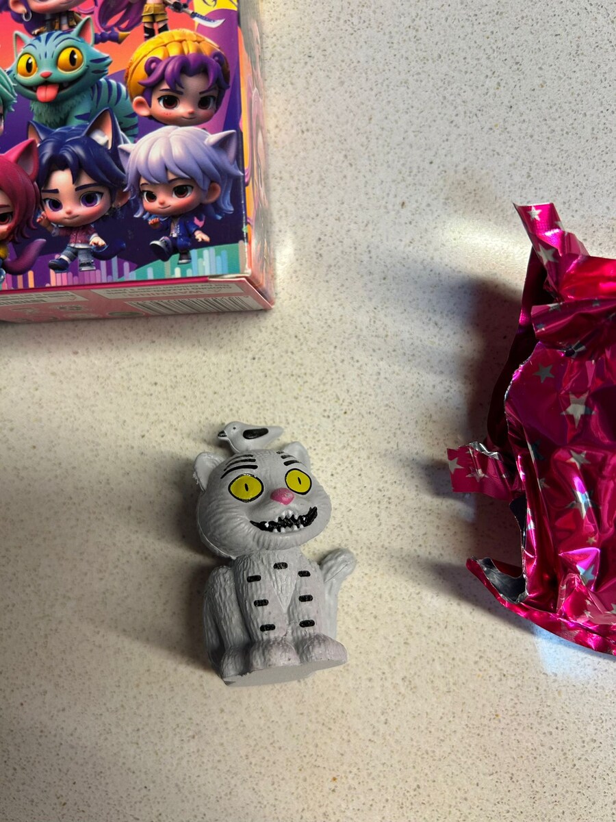 케데헌) 칠레 여행중에 선물받은 케데헌 카드게임 & 블라인드 박스_8.jpg