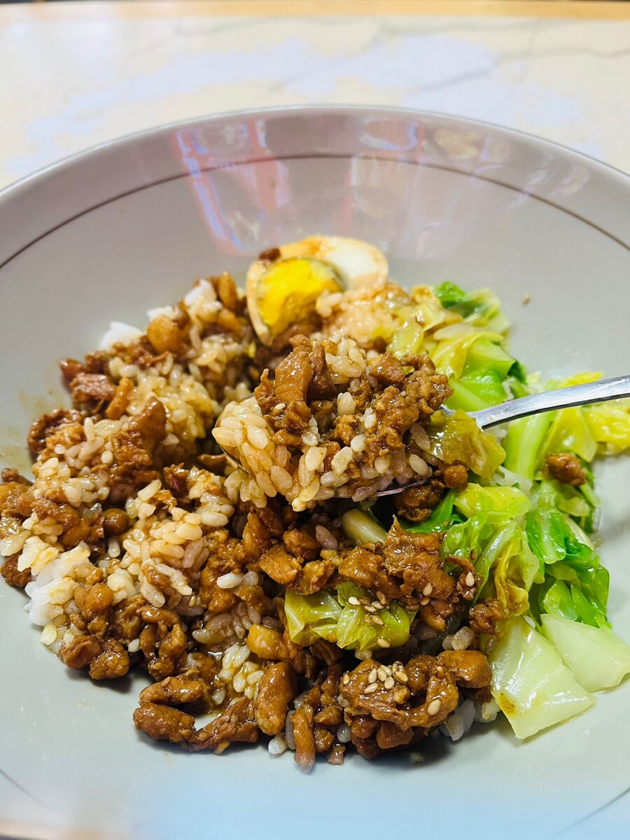 중국 제육덮밥 "루러우판"_7.jpg