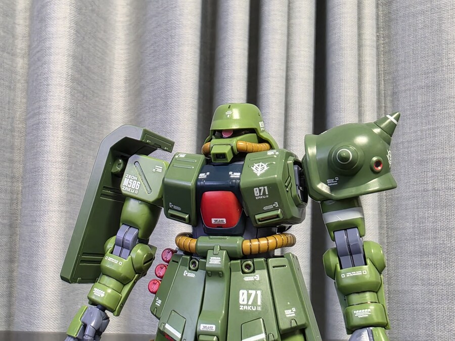 [HGUC] 자쿠2改(자쿠2FZ)_12.jpg