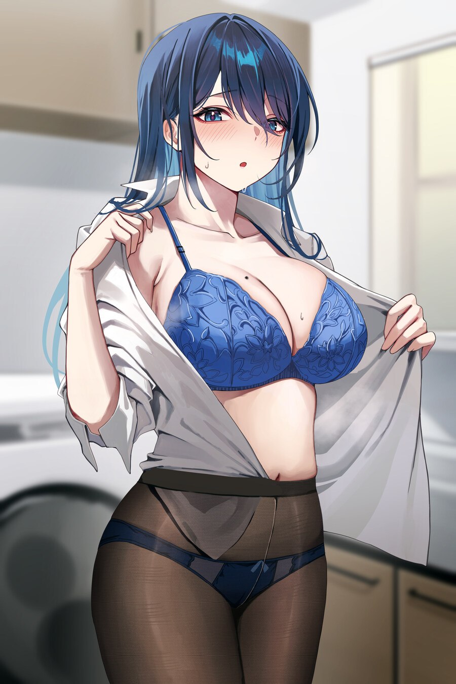 후방) 몸매가 신경 쓰이는 사무실 여직원.jpg_5.jpg