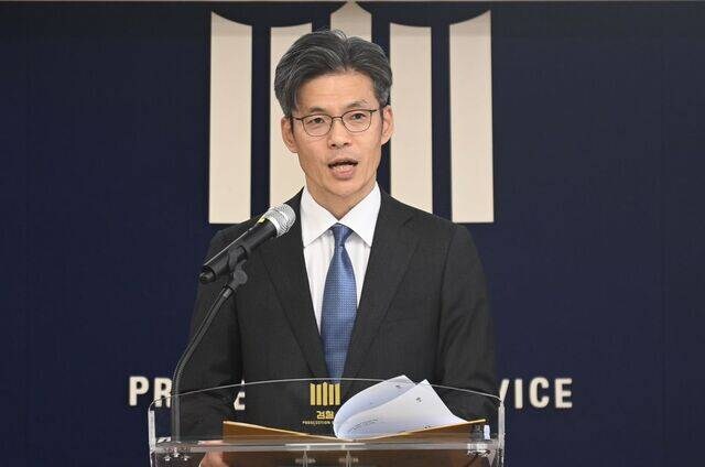 ‘항소 포기 관여’ 박철우가 쓴 연구서엔 “범죄수익 철저 환수”_1.jpg