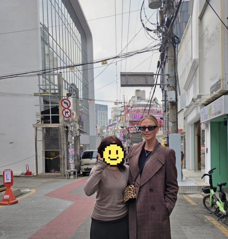 한국에 온 배우 '샤를리즈 테론'_3.jpg