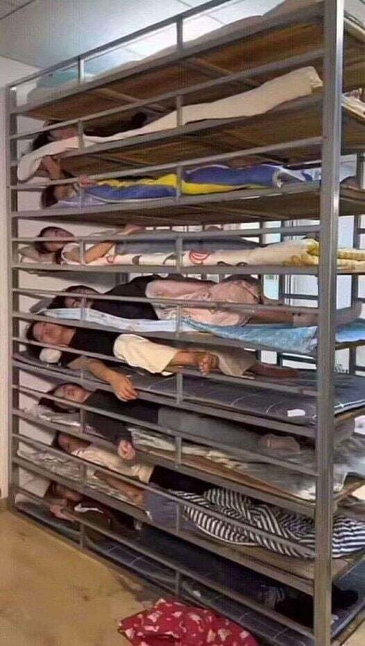 중국의 9층침대.jpg_1.jpg