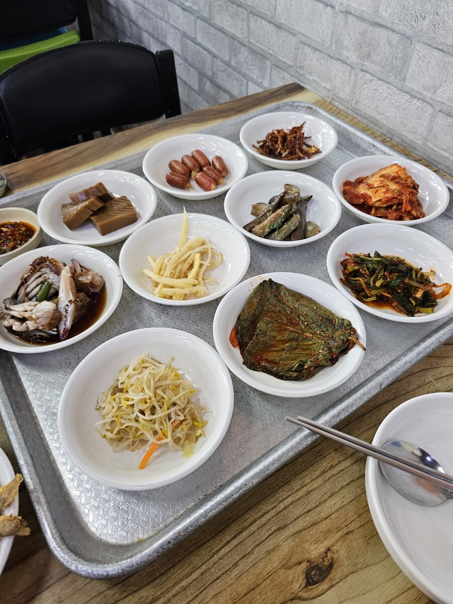 동네 밥집에서 밥먹엇어요_1.jpg