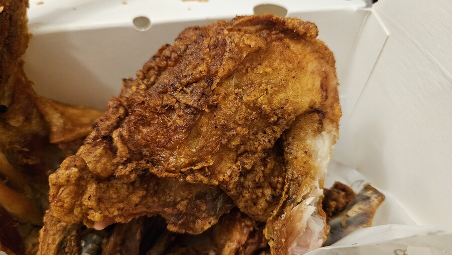 AI의 기적 빠싺빠싺한 깐부 식스팩 치킨_9.jpg