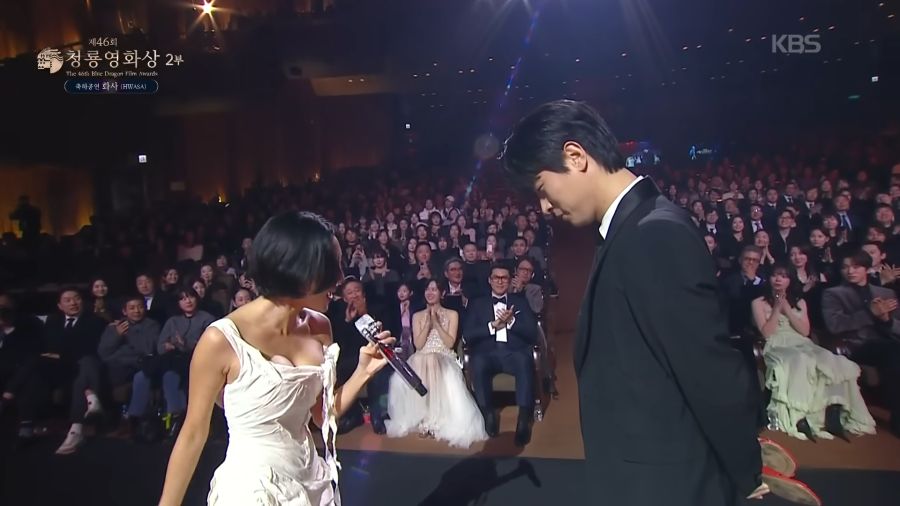 청룡에서 역대급 멜로 찍었다는 화사랑 박정민_15.png