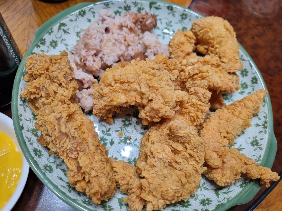 KFC치킨+ 콜라비교_12.jpg