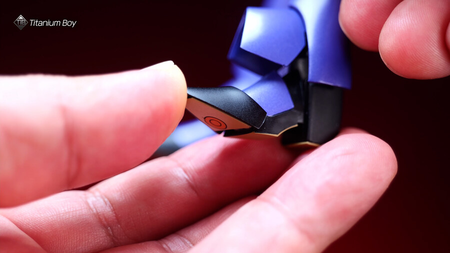 쓰리제로 에반게리온 제13호기_23.jpg