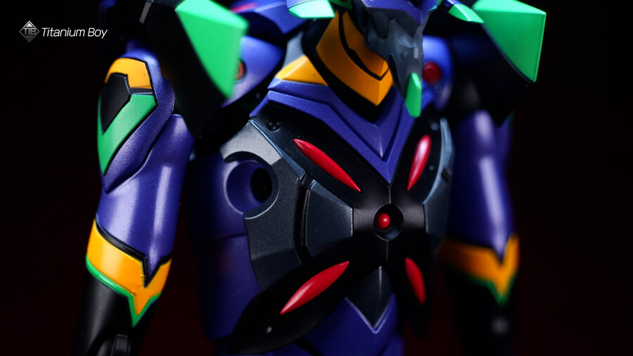 쓰리제로 에반게리온 제13호기_25.jpg