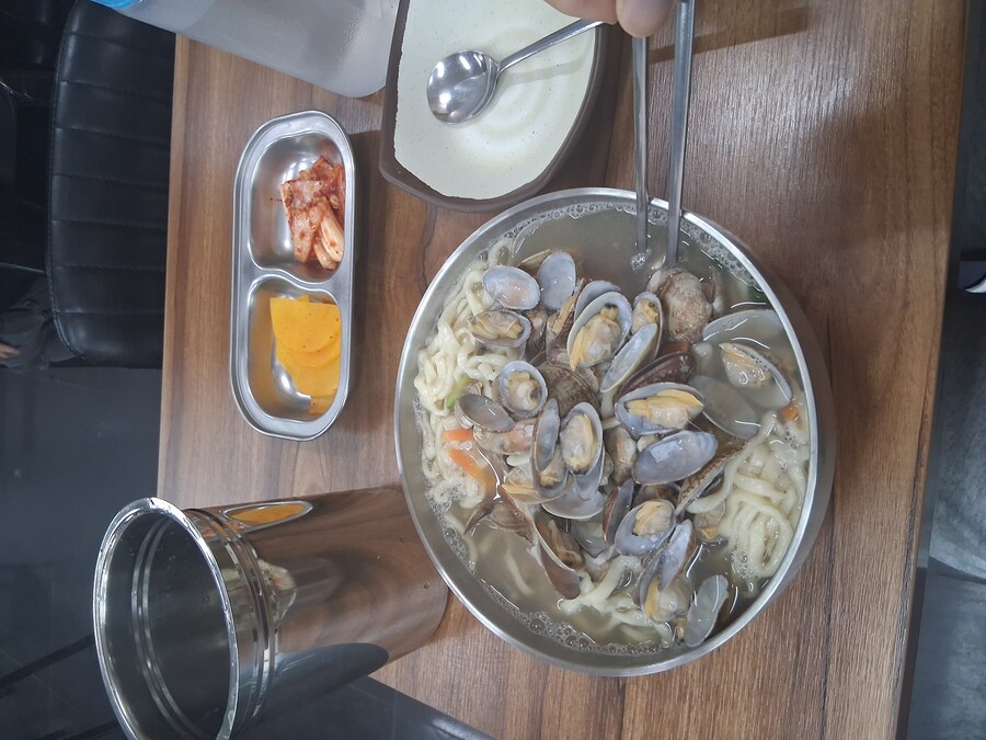 7천원 곱배기 바지락칼국수_3.jpg