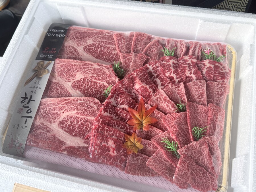 야외 회식_소고기,새우,꽃게_1.jpg