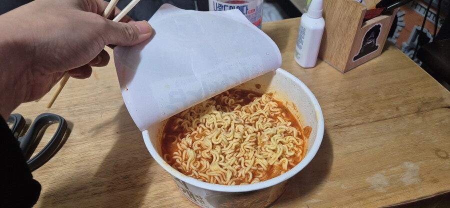하림 양푼 김치찌개라면_2.jpg
