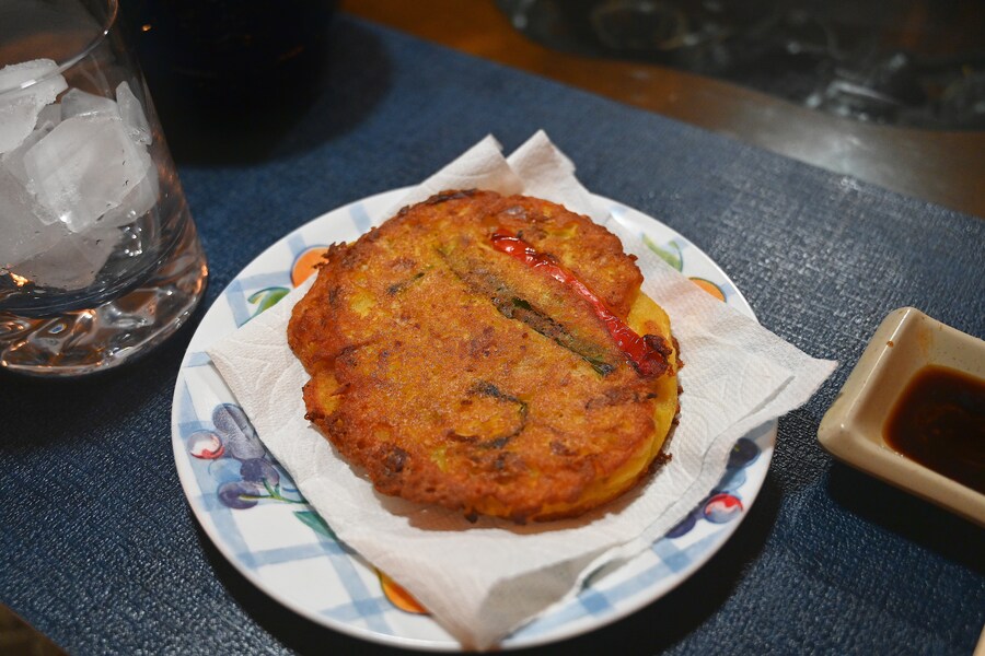 초저녁에 대충 먹는 녹두전과 로얄 살루트 21년;ㅎ_5.jpg