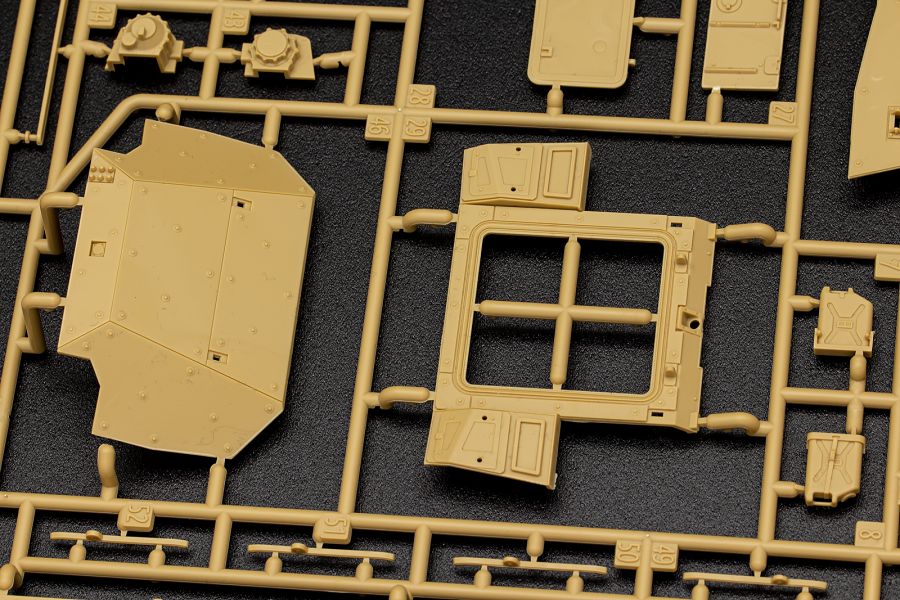 [아카데미 과학] 1/35 대한민국 육군 K808 차륜형 장갑차 샘플 런너 사진_18.png