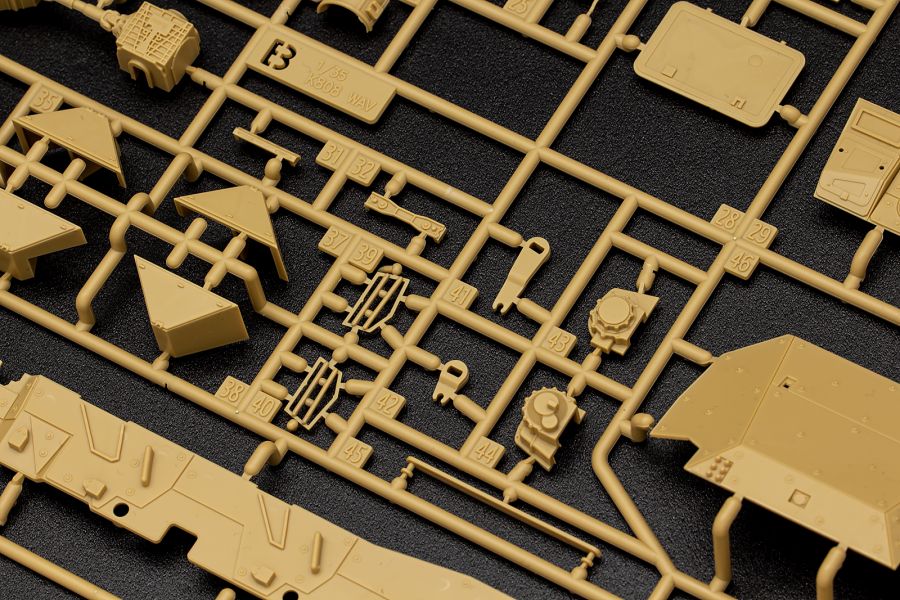 [아카데미 과학] 1/35 대한민국 육군 K808 차륜형 장갑차 샘플 런너 사진_19.png