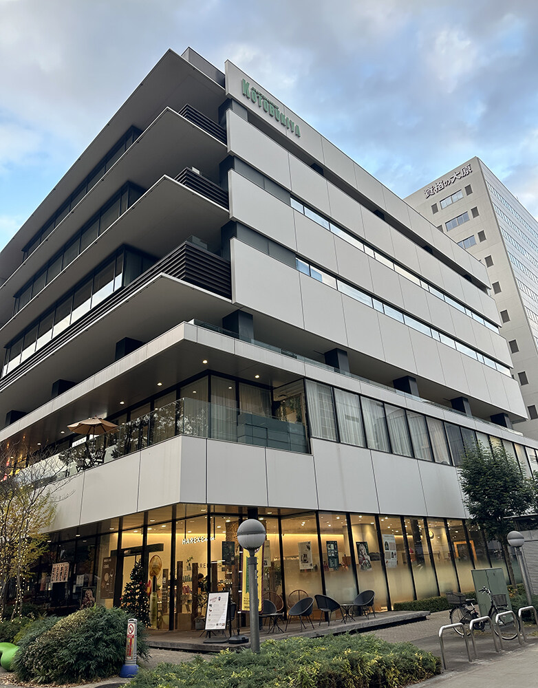 [코토부키야] 그랑데 스케일 제네(스텔라 이노센트) 박스 일러스트 공개_1.jpg