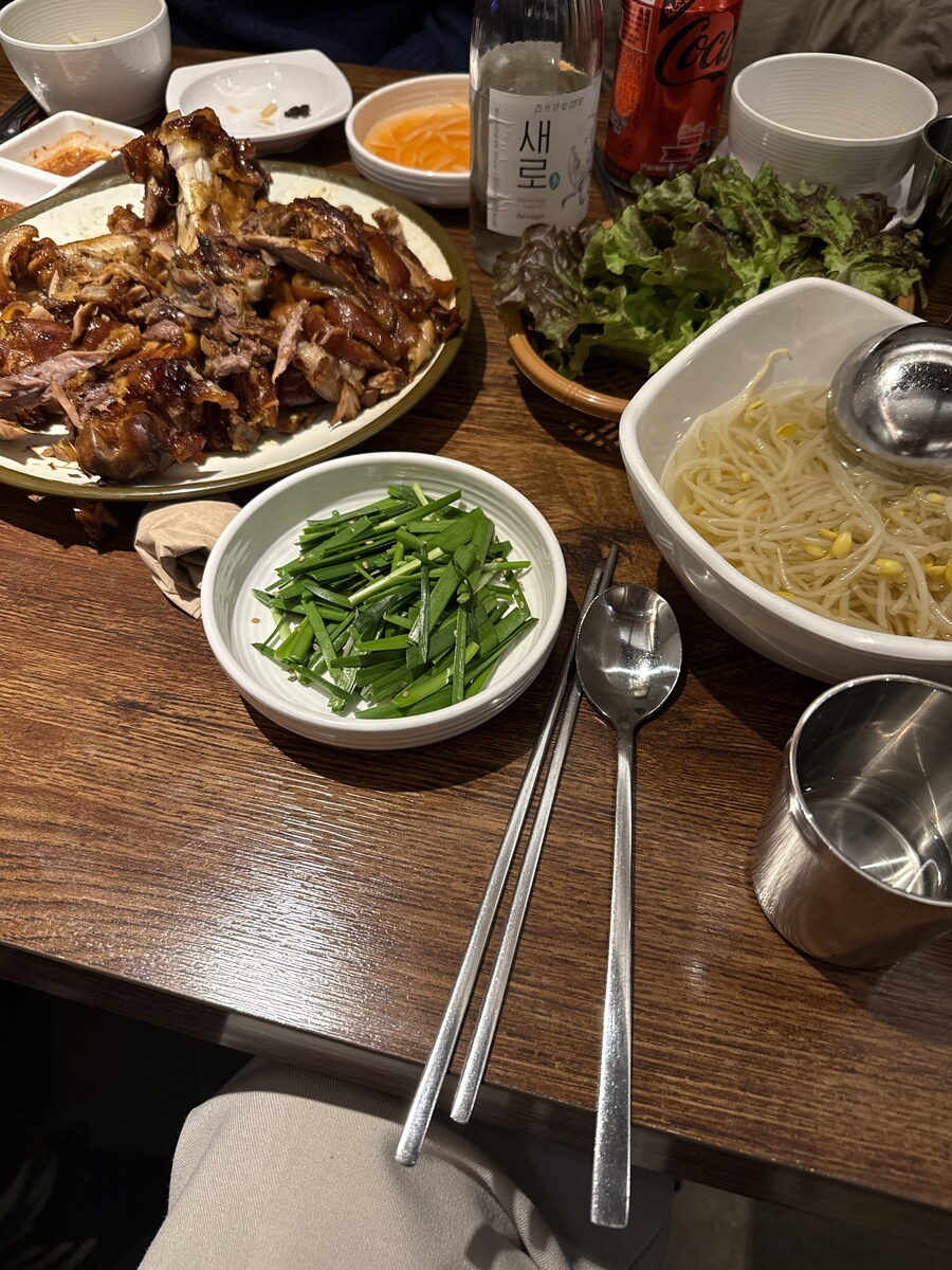 족발 달려욤_1.jpg