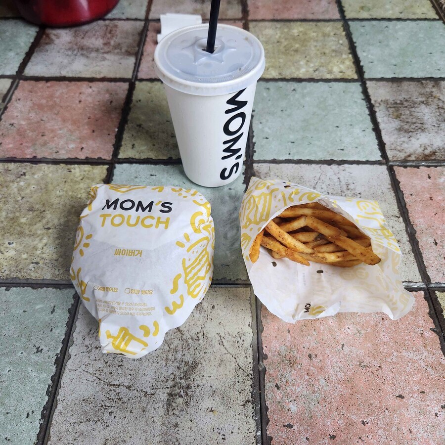 유게이들에게 익숙한 식탁무늬_2.jpg