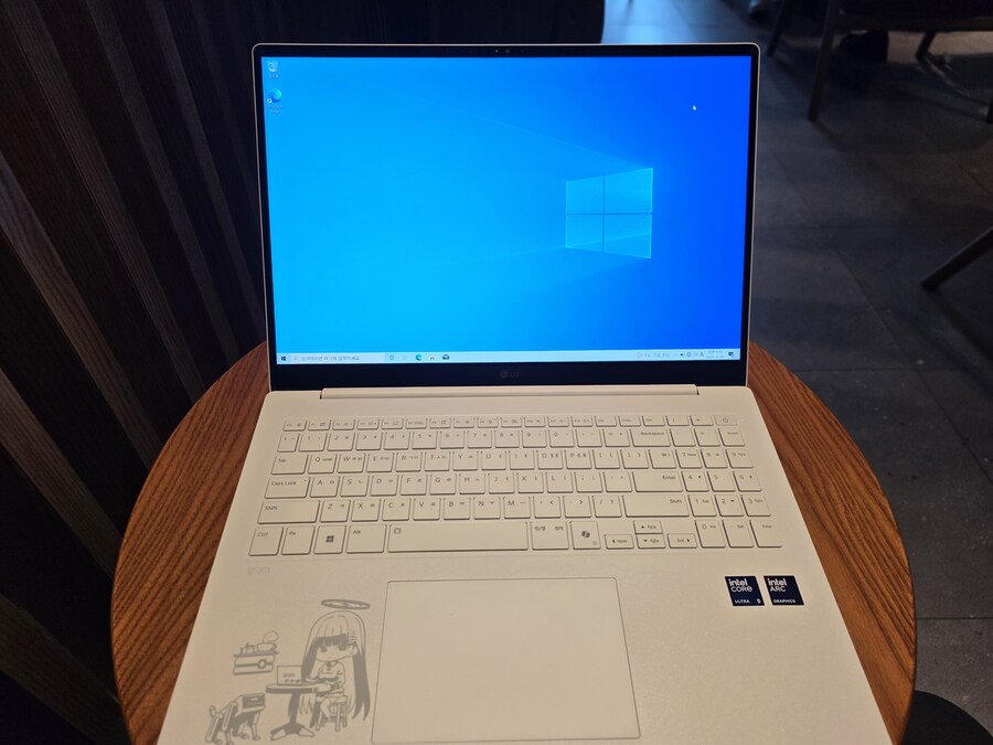 그램 프로 블루아카이브 콜라보 리오 한정판 후기입니다(스압 주의)_5.jpg