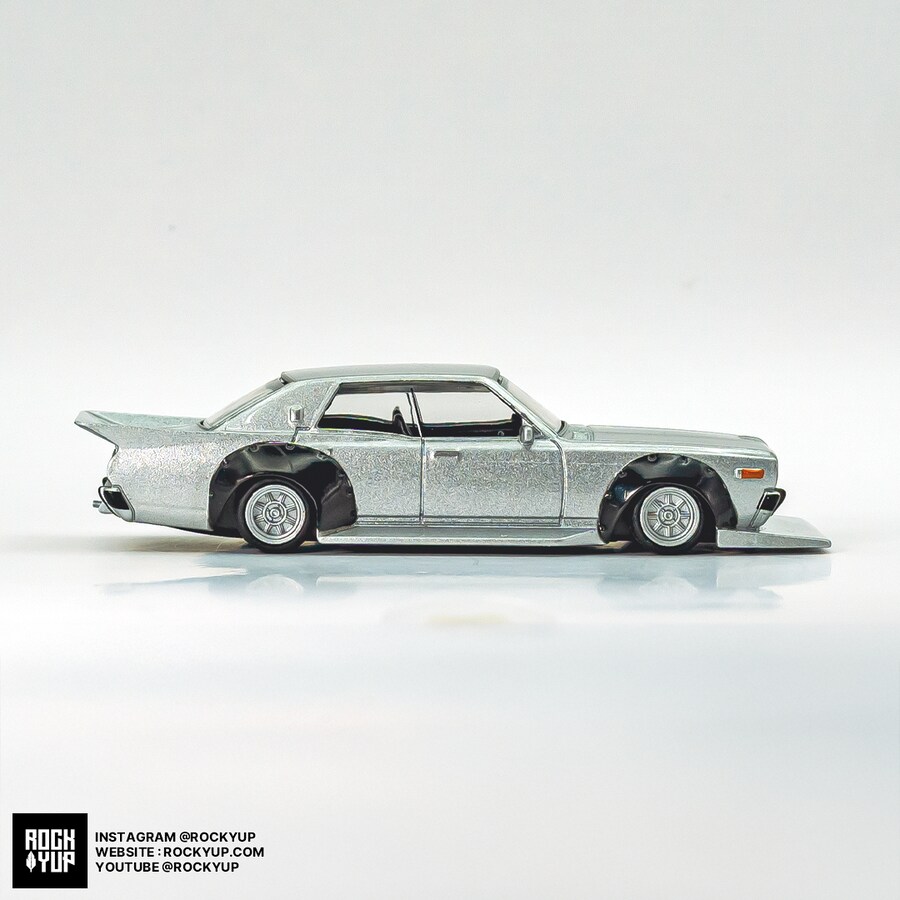 1/64 아오시마 닛산 캐드릭 1977 실버_38.png