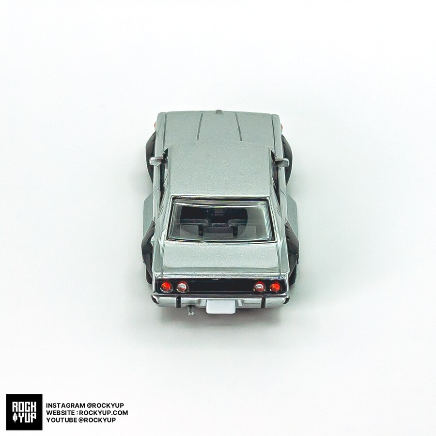 1/64 아오시마 닛산 캐드릭 1977 실버_46.png