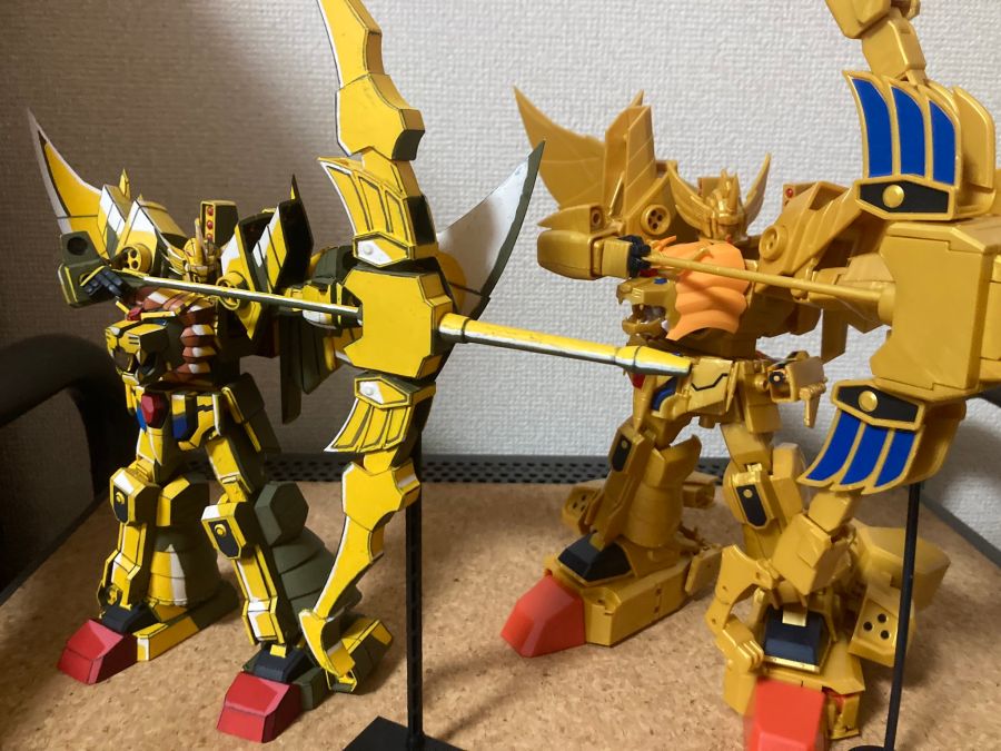 SMP 레온 카이저 & 그레이트 골드란 변형 / 합체 영상 + 가조립 사진_4.jpg