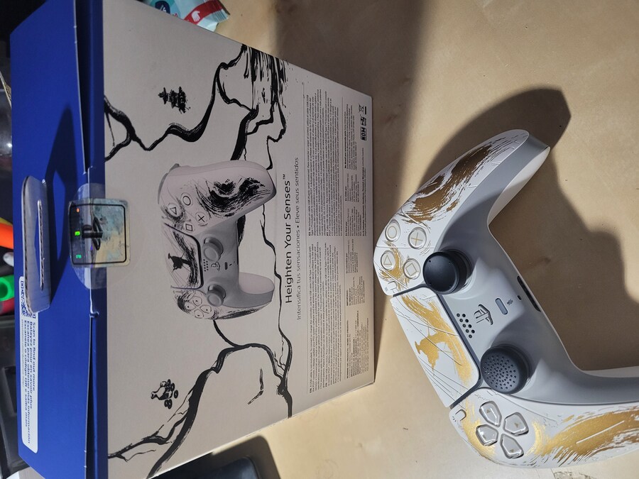 고스트 오브 요테이 컨트롤러 -골드 vs 블랙- (올컬렉션)_2.jpg