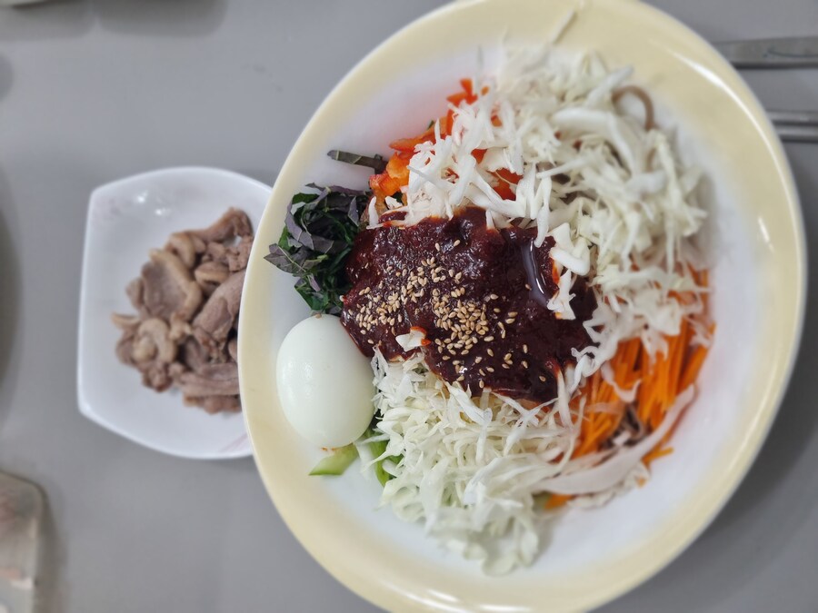 비빔 막국수_2.jpg