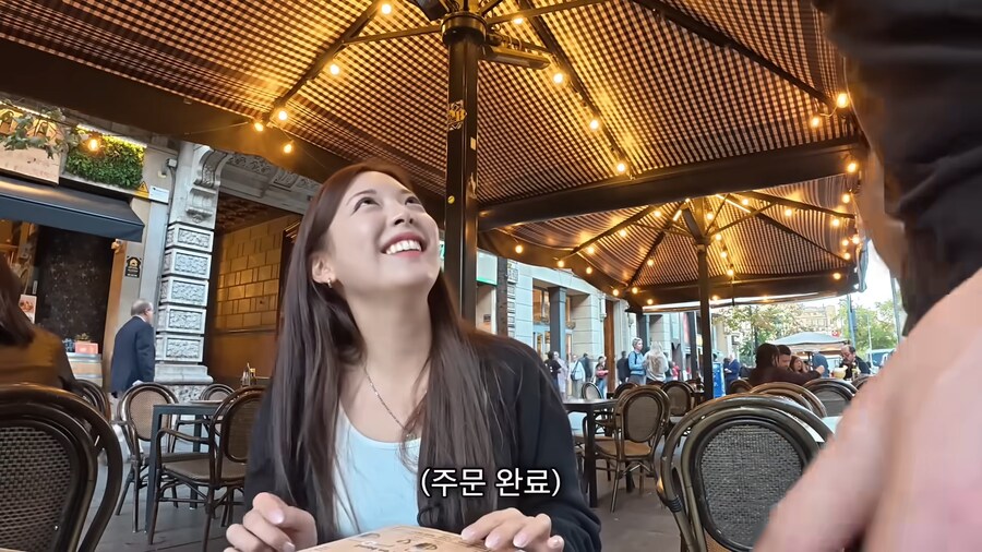 시청자들이 전혀 공감하지 못하는 여행 유튜버.jpg_23.png