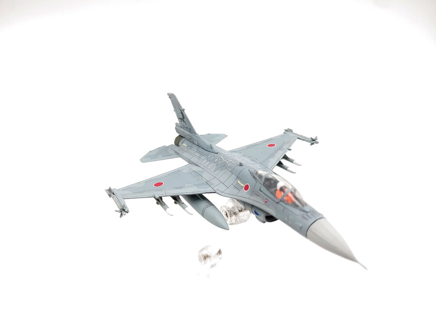 [PLATZ] 1/144 F-16J(F-2) 패트레이버 극장판2_4.jpg