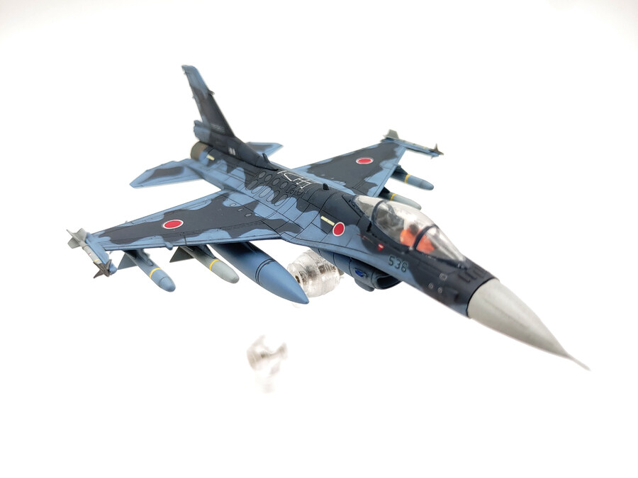 [PLATZ] 1/144 F-16J(F-2) 패트레이버 극장판2_10.jpg