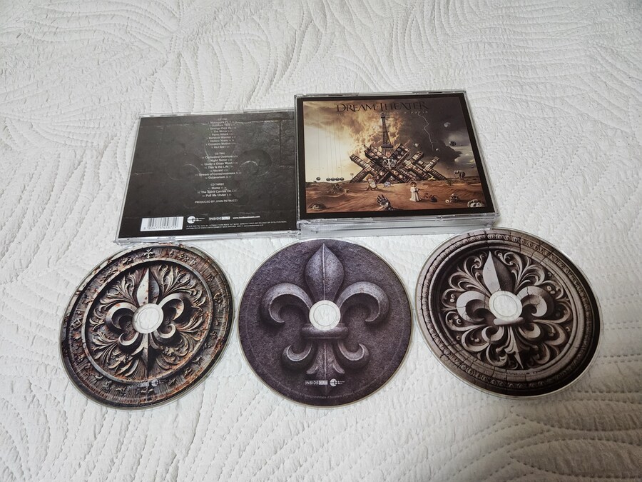 Dream Theater - Quarantieme : Live A Paris_1.jpg