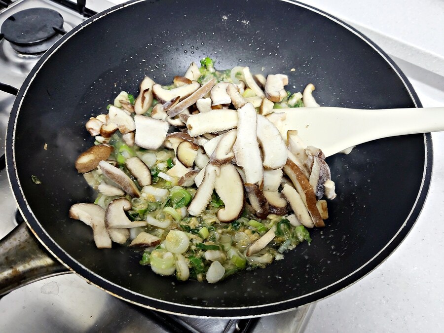 오늘의 요리 - 누룽지탕_1.jpg