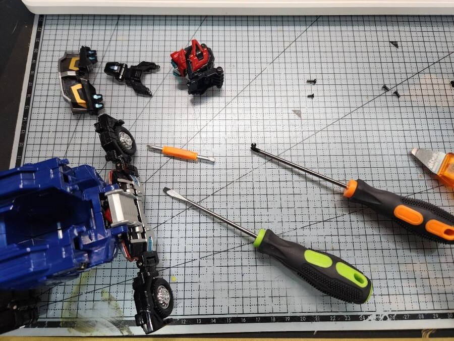 메탈카드봇w) 헤비아이언w 비클모드 눈 도색_1.png