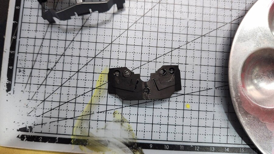 메탈카드봇w) 헤비아이언w 비클모드 눈 도색_3.png